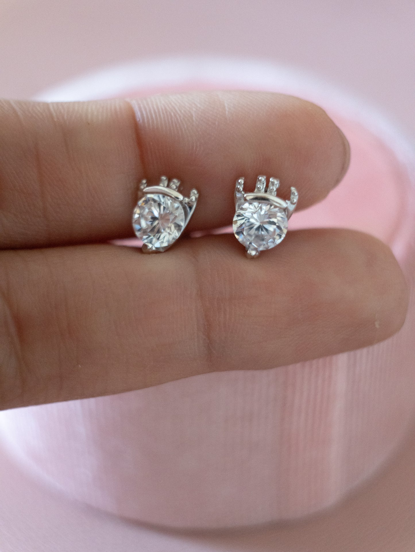 Aretes Corona
