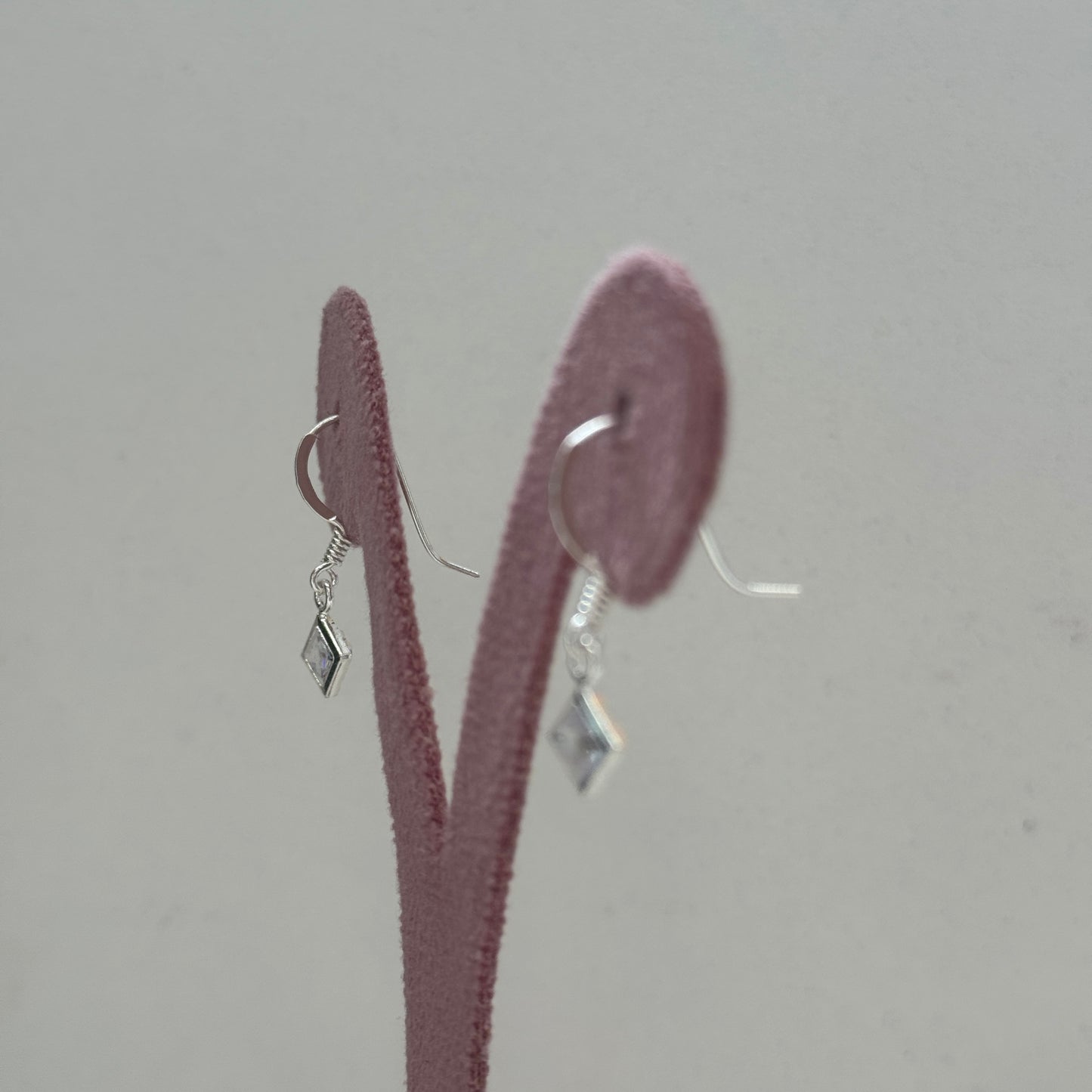 Aretes con broche Curva Rombo