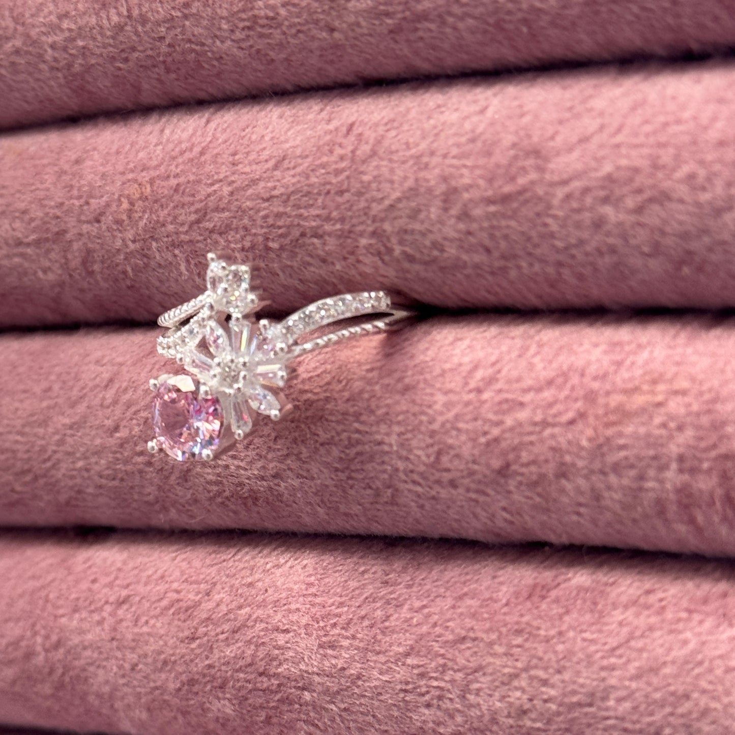Anillo Flor Punto De Luz