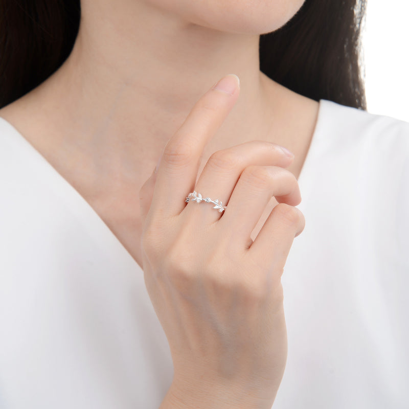 Anillo de Espigas y Puntos de Luz
