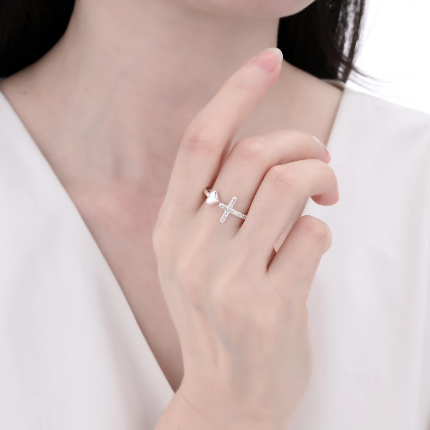 Anillo de Cruz y Corazón