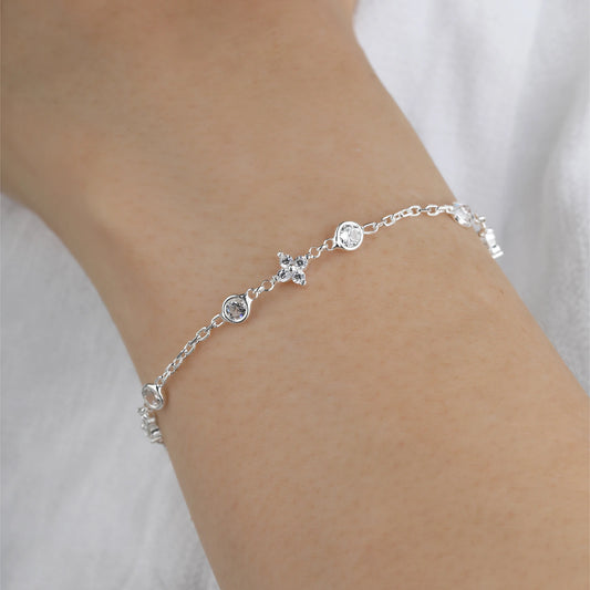 Pulsera de Flores y Puntos de Luz